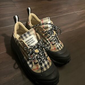 Burberry Checkered Sneakers with Black and Red Details